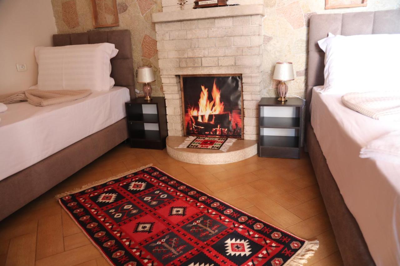 --Hotel Deal-- Rooms With Castle View Krujë Exterior foto