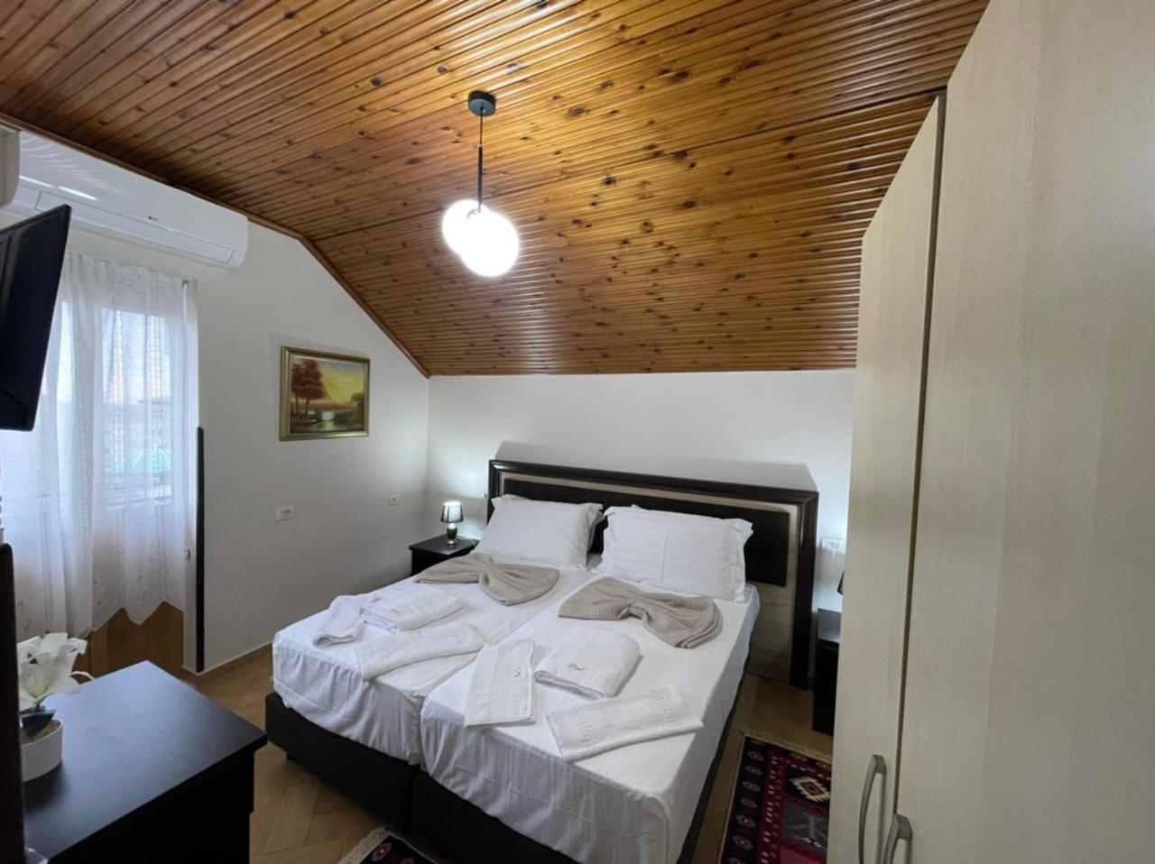 --Hotel Deal-- Rooms With Castle View Krujë Exterior foto