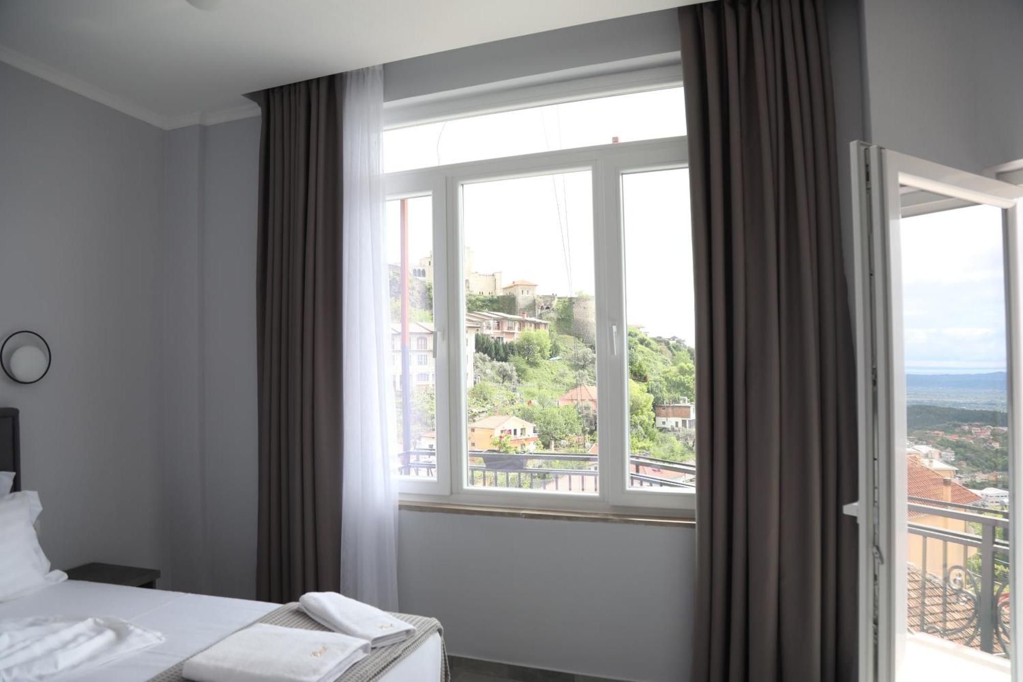--Hotel Deal-- Rooms With Castle View Krujë Exterior foto