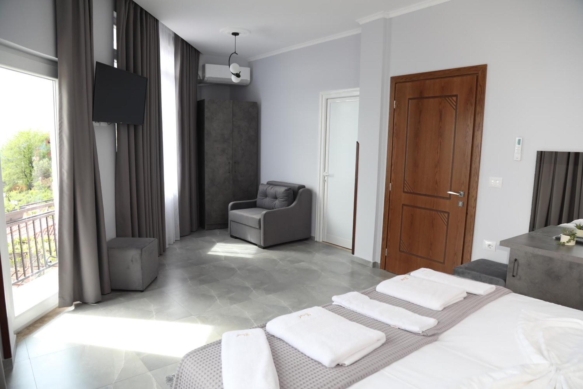 --Hotel Deal-- Rooms With Castle View Krujë Exterior foto
