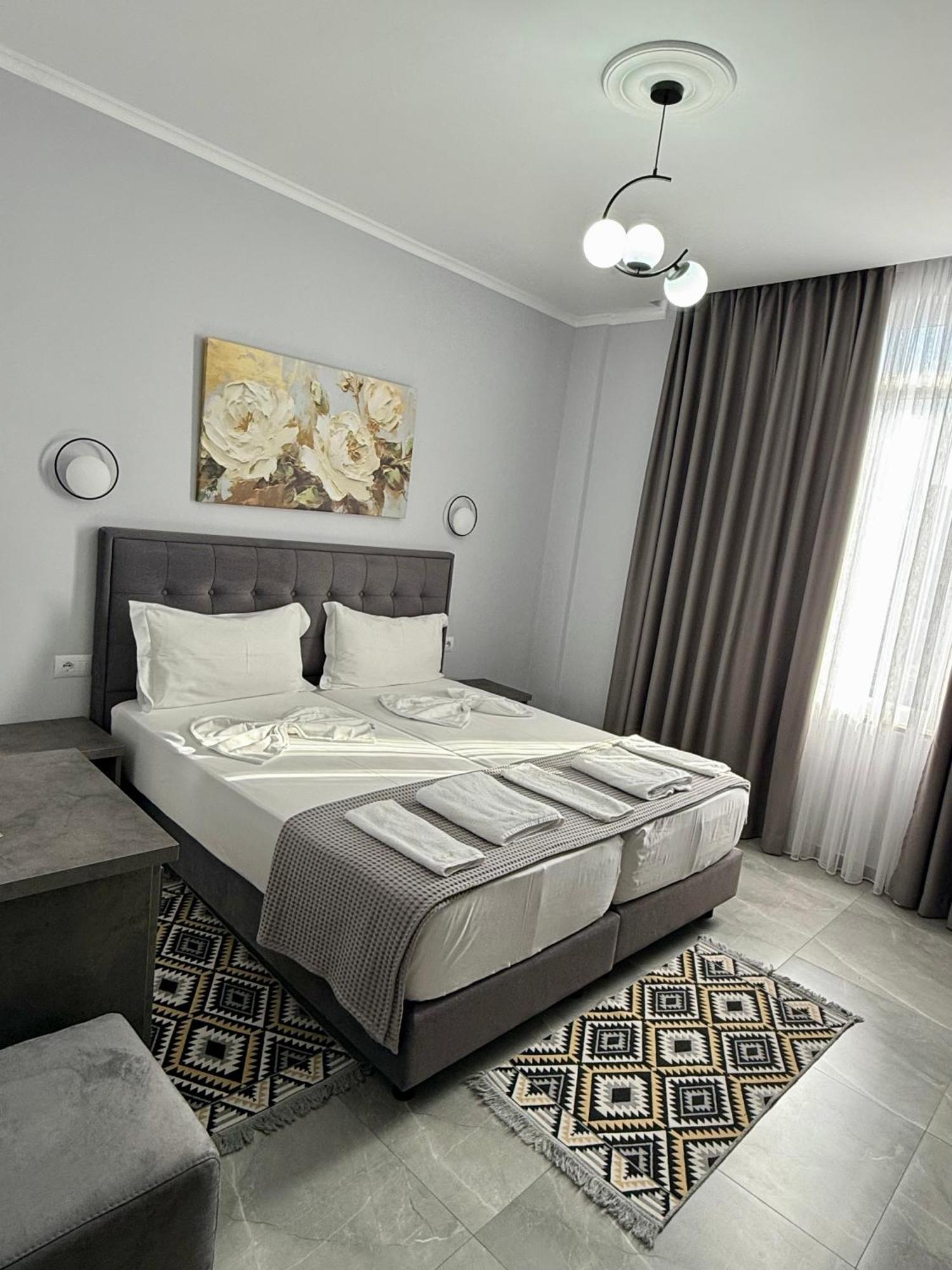 --Hotel Deal-- Rooms With Castle View Krujë Exterior foto
